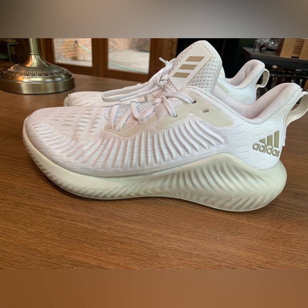 Adidas Mens HyperBoost Shoes